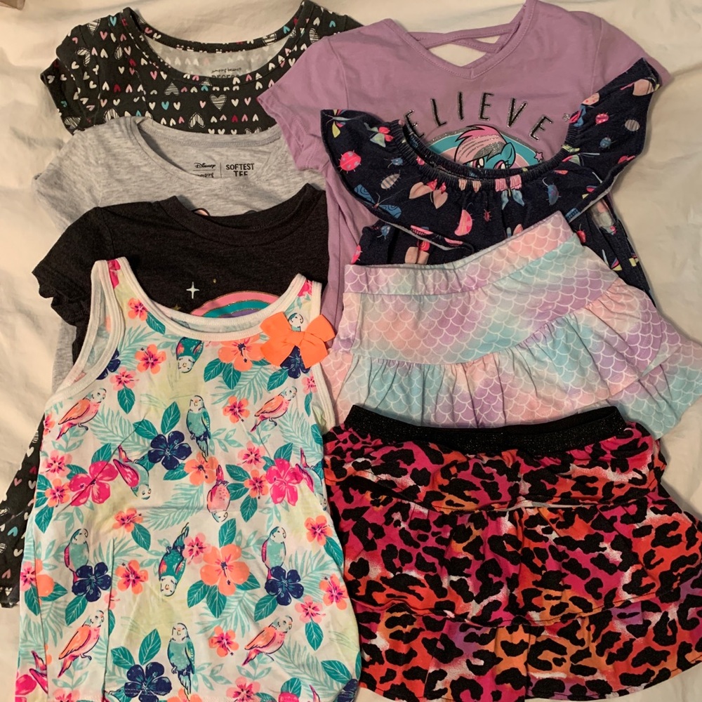 Girls clothes